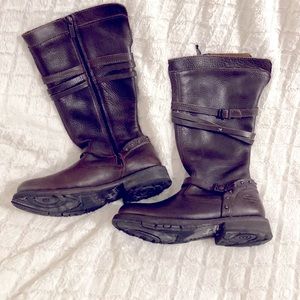 Women’s Harley Davidson leather boots size 9M